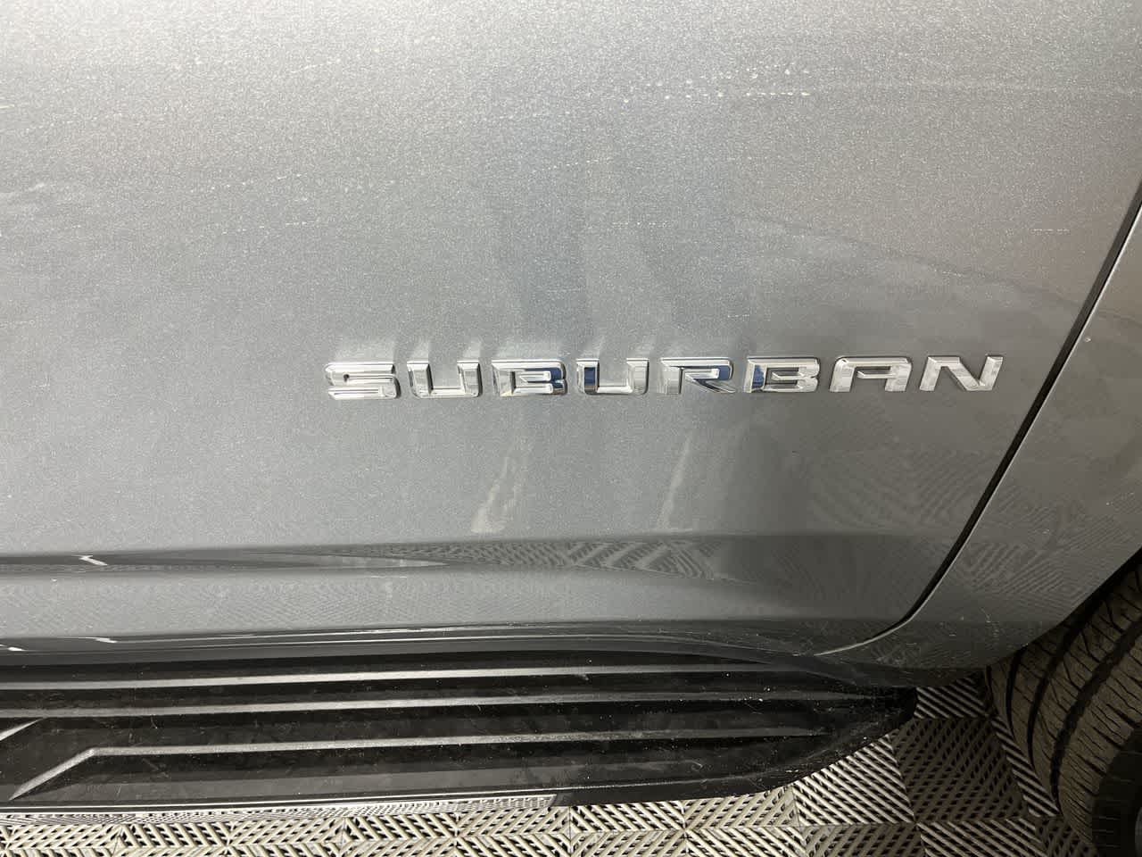 2024 Chevrolet Suburban Premier