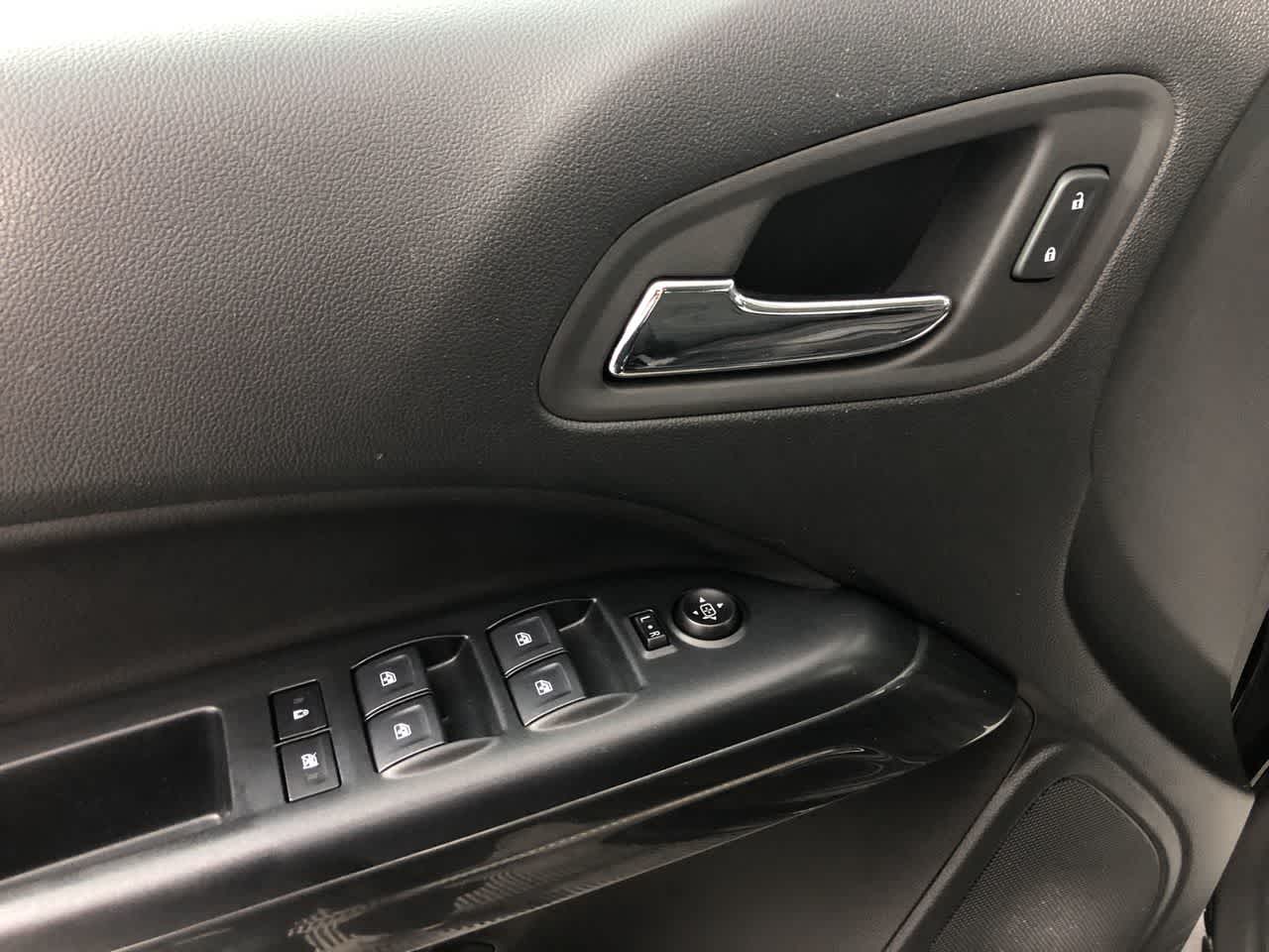 2022 GMC Canyon 4WD AT4 w/Cloth