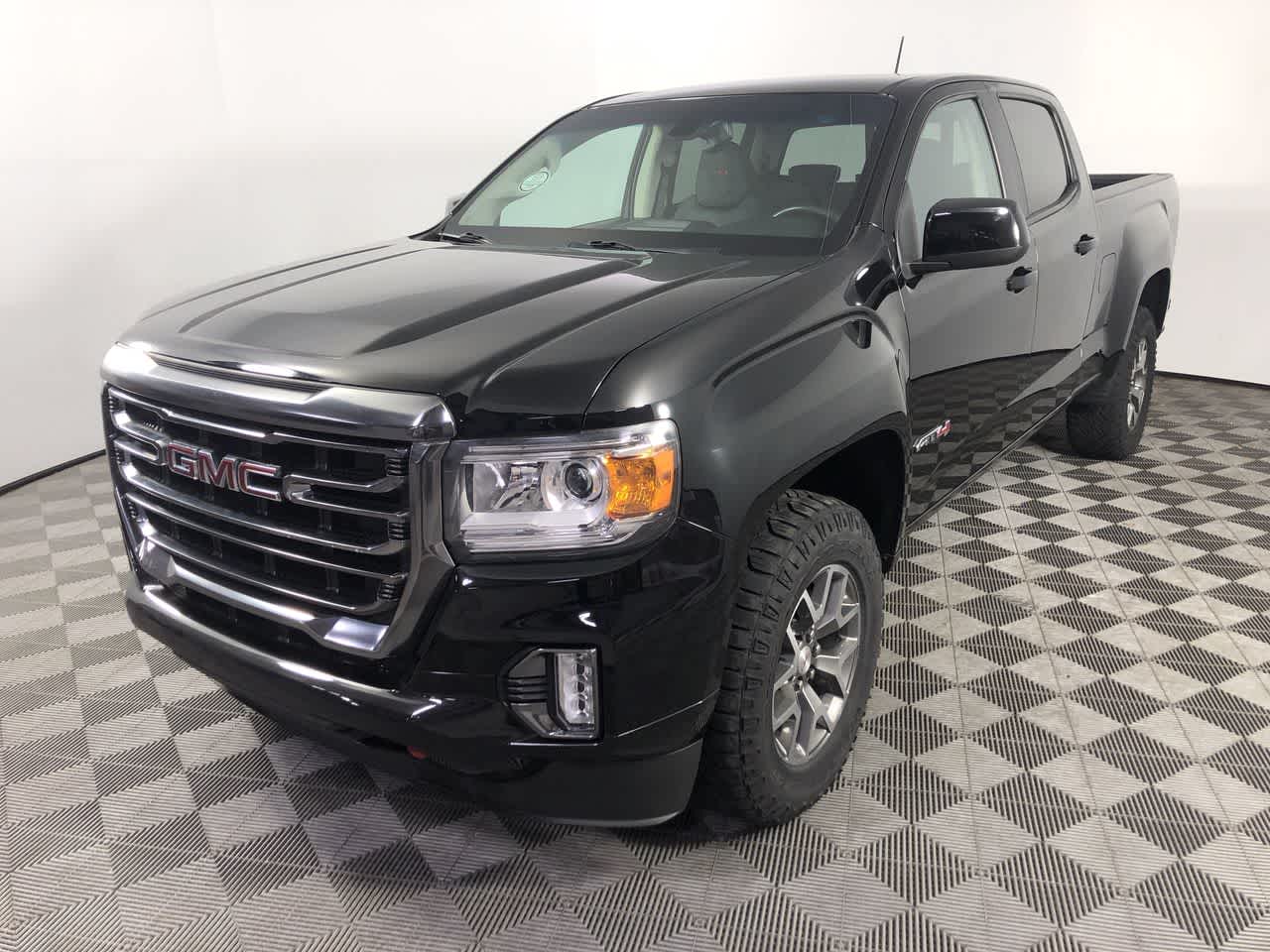 2022 GMC Canyon 4WD AT4 w/Cloth
