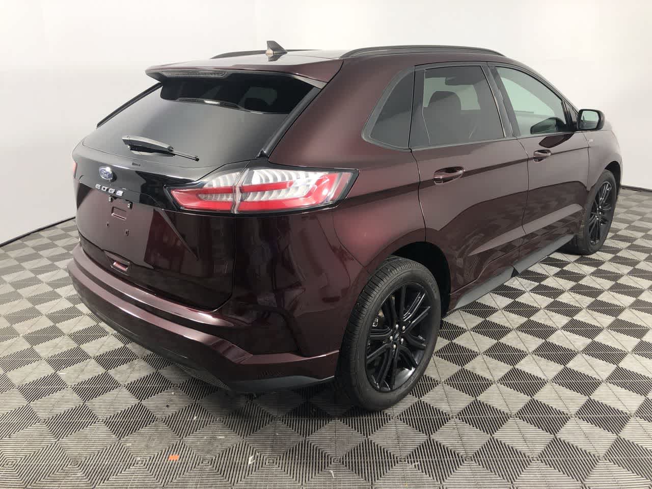 2022 Ford Edge ST-Line