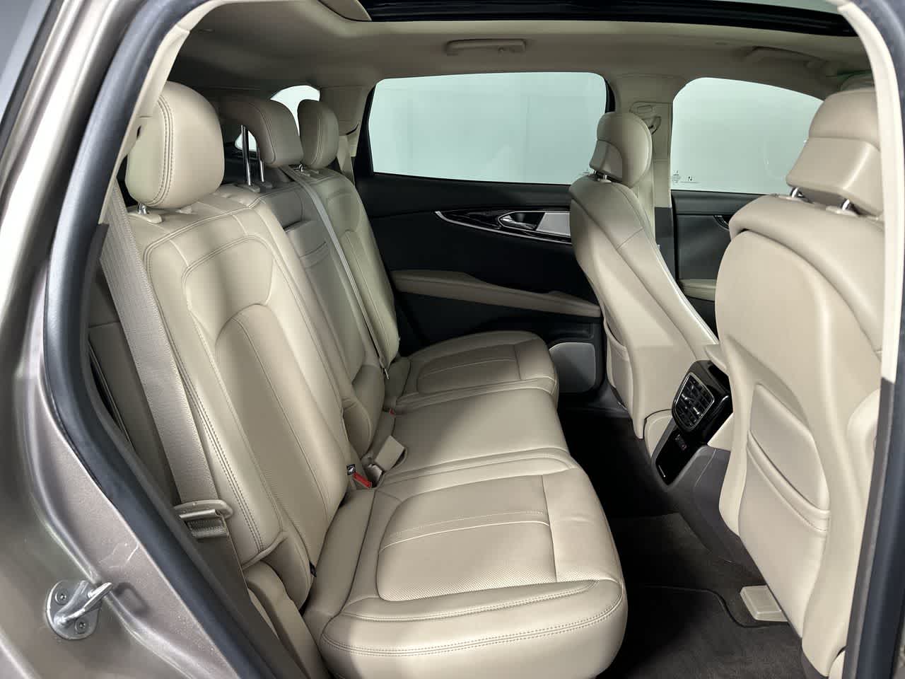 2021 Lincoln Nautilus Reserve