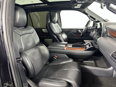 2022 Lincoln Navigator L Reserve