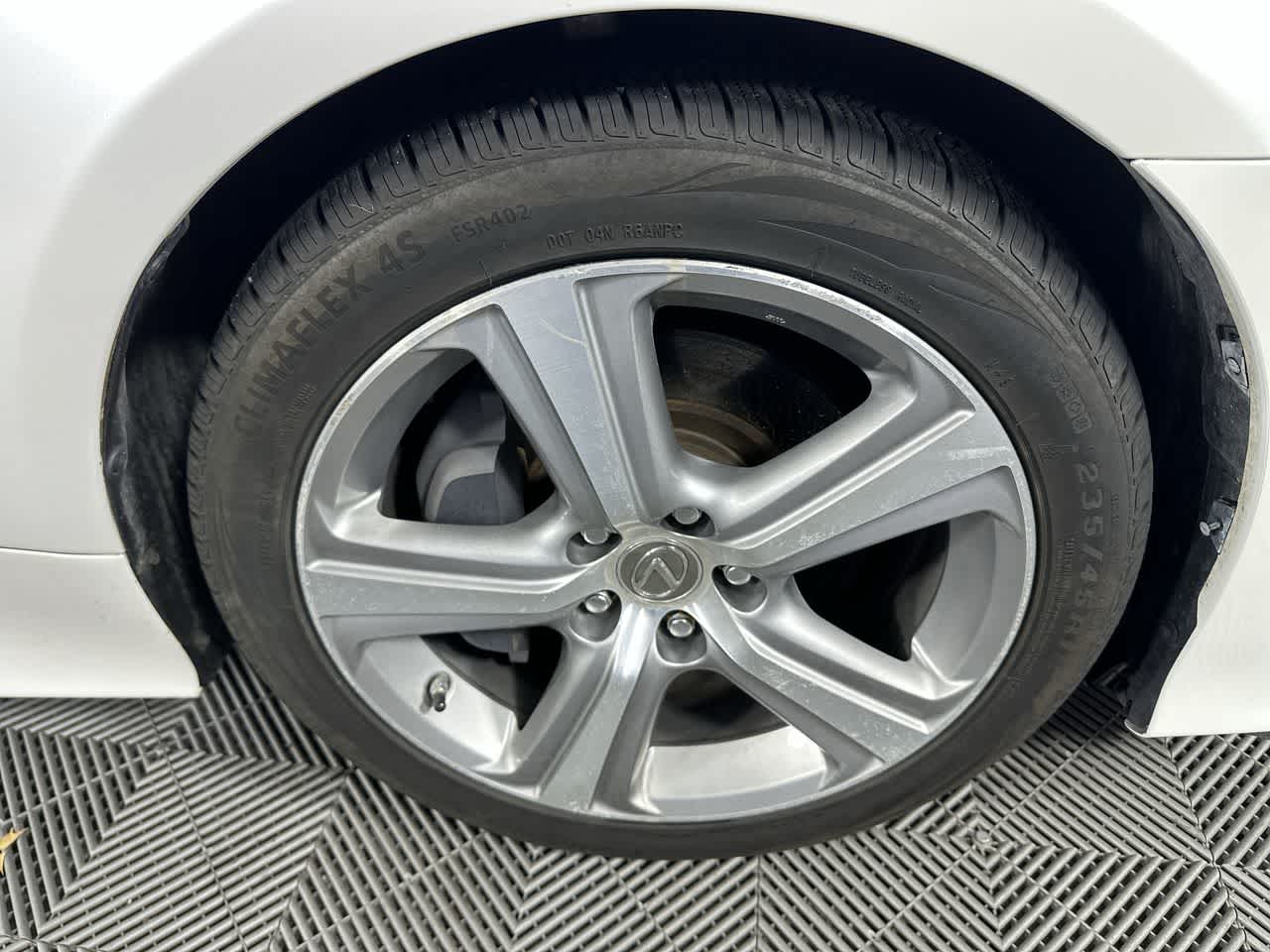 2016 Lexus RC 200t 2dr Cpe