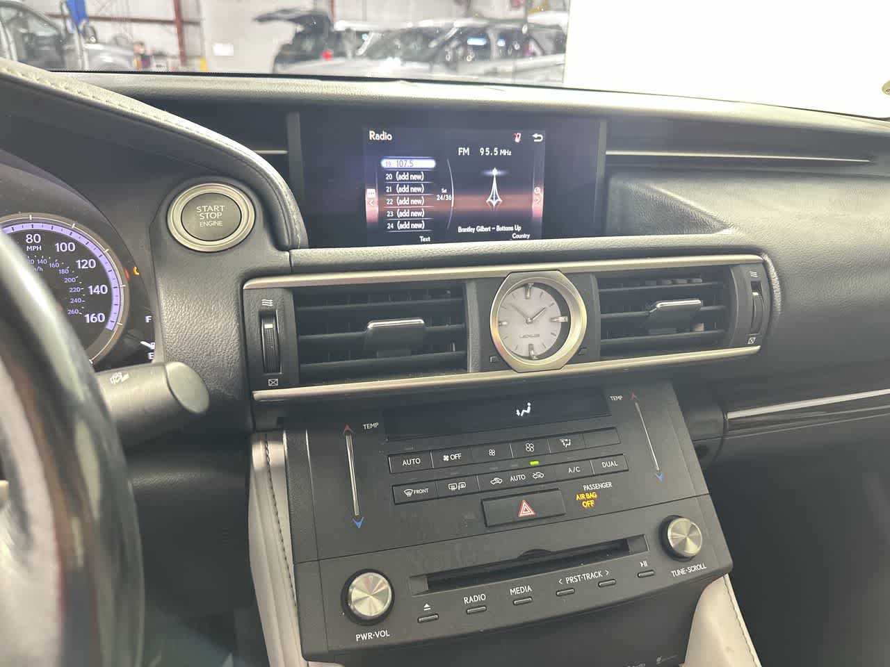 2016 Lexus RC 200t 2dr Cpe