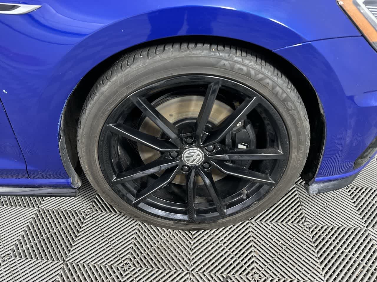 2019 Volkswagen Golf R 2.0T Manual w/DCC/Nav