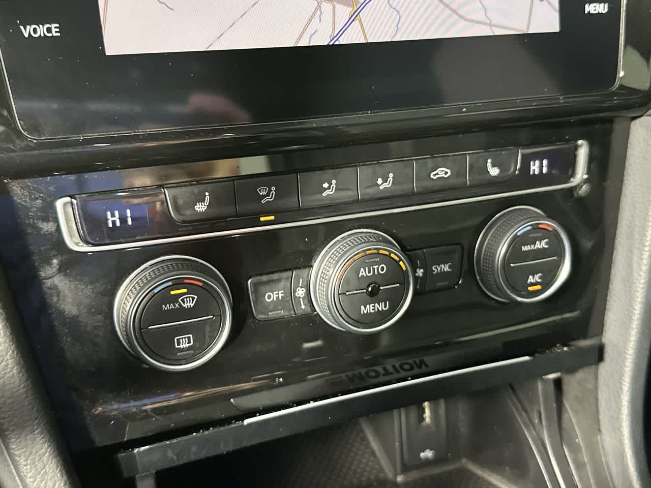 2019 Volkswagen Golf R 2.0T Manual w/DCC/Nav